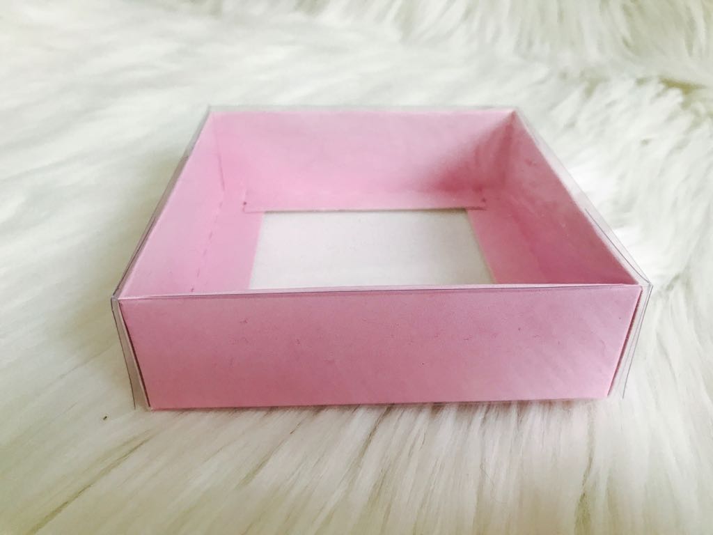 9x9x3 Asetat Kapaklı Kutu — ürün görseli